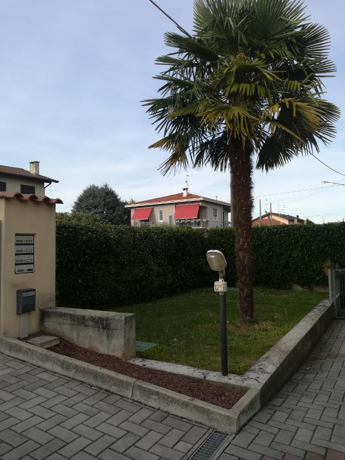 Yellow House Cir 12040 Cassano Magnago المظهر الخارجي الصورة